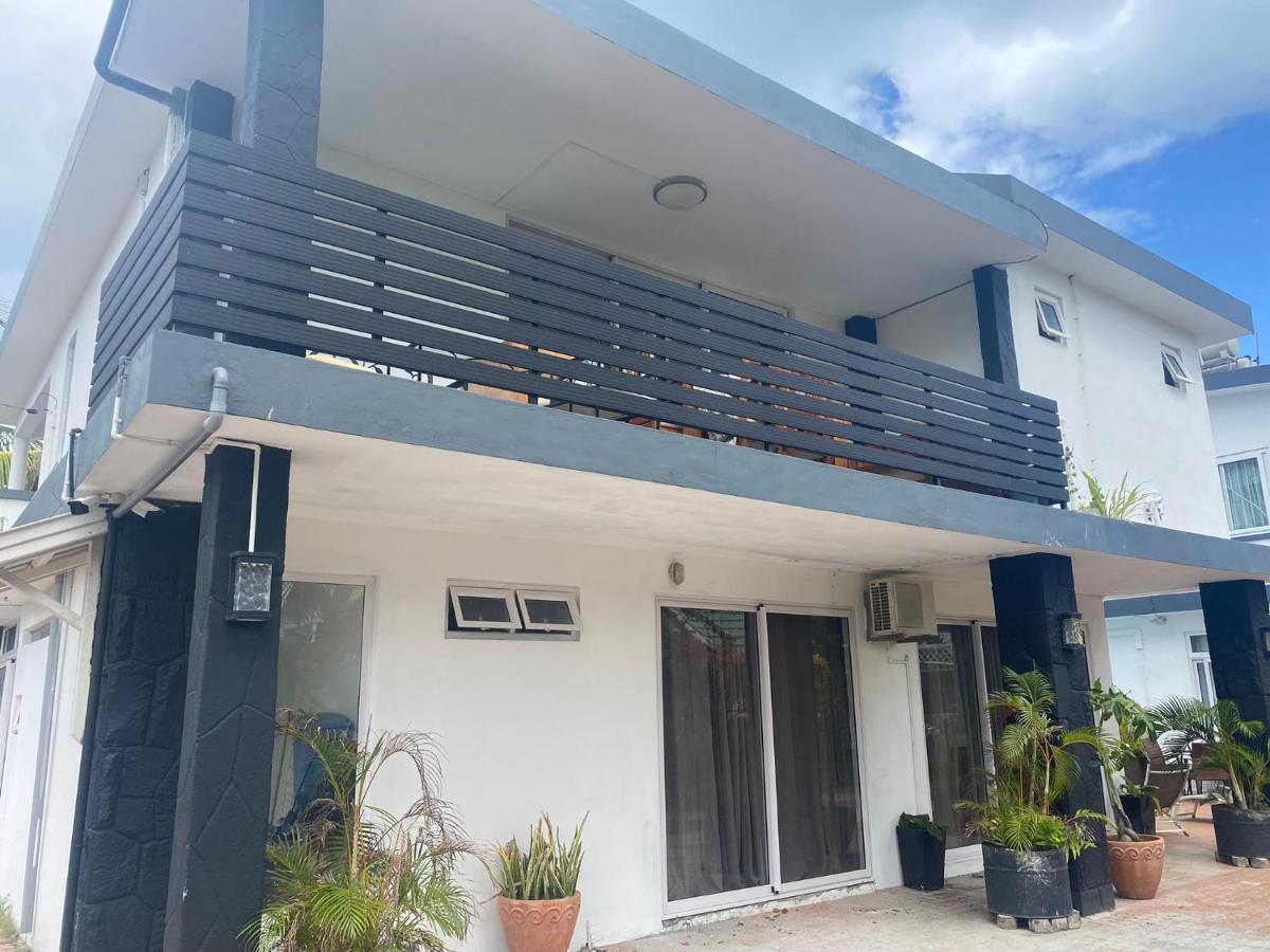 Oceanpride Complex Apartment Flic en Flac Exterior photo